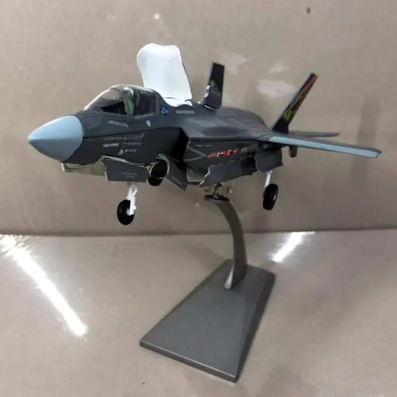 WLTK 1/72 весы F 35B Lightning II Joint Strike стелс многоцелевой истребитель BF 01 STOVL литой