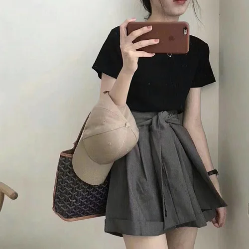 

Temperament Retro Style 2 Piece Set Women Pullover Black Short Sleeves Tops Elastic Waist Bow Shorts Casual Women's Sets