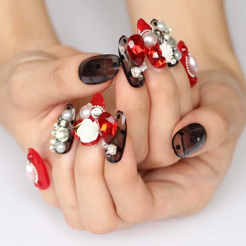 

2019 24pcs/set 3D False Nails Tips Bridal Nail Women Wedding Red Diamond Z120