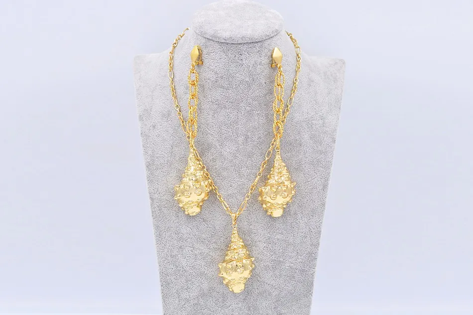 Jewelry sets (3)