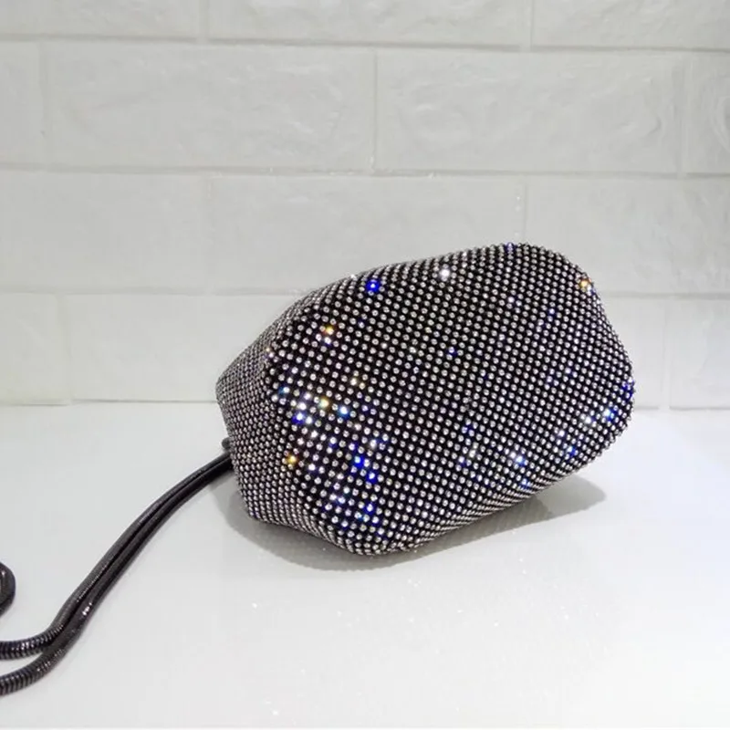 2019 New Black and Silver Super Flash Rhinestone Chain Bag Bucket Bag Women Purses and Handbags