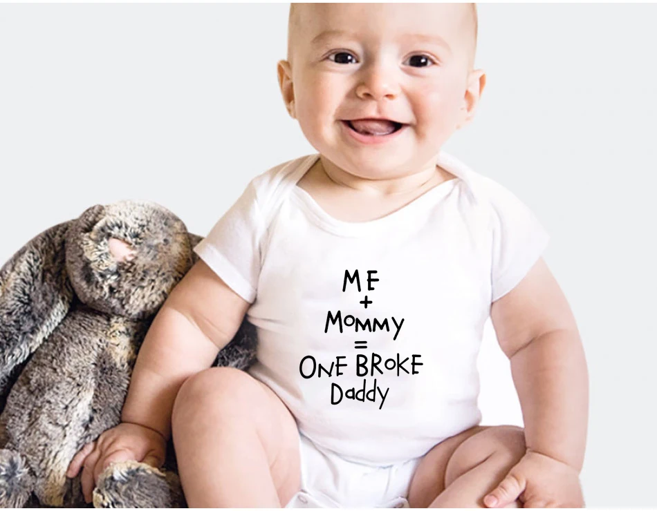 Me + Mommy = One break Daddy/белая забавная одежда с буквенным принтом для новорожденных
