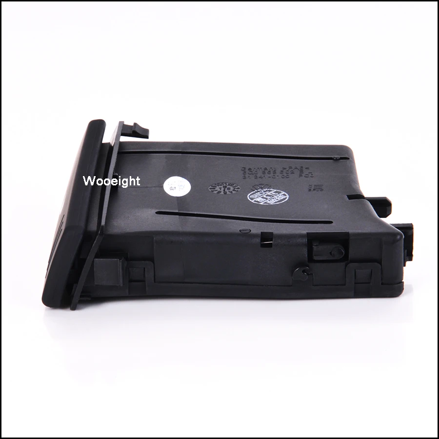 Dashboard Right Center Console Water Drink Cup Holder 6Q0 858 602 G For VW Polo 9N 2002 -2010 Car Accessories (3)
