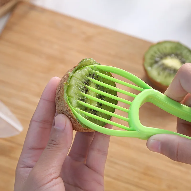 

Fruit Knife Kiwi Peelers 3-in-1 Cutter 2018 Newest Kitchen Tools Double Multi-Functional Green Fruit Cut Fruit Device