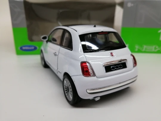 FX 1:24 Fiat 500 2007 белый сплав модель автомобиля литье под давлением металлические игрушки подарок на день рождения для детей мальчиков