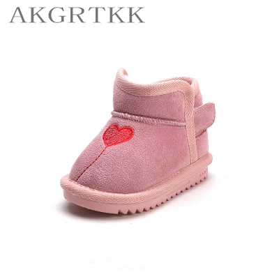 Новая зимняя детская зимняя обувь из натуральной кожи с сердечками, теплые модные Нескользящие хлопковые ботинки для девочек, обувь для малышей 1-5 лет