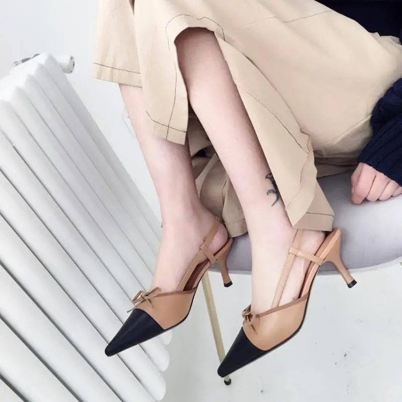

2018 new sandals female leather shoes elegant pointed and simple temperament Small incense shoes.