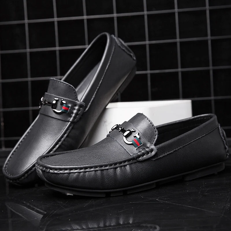 New Summer Men Flat Shoes Men Flats Slip On Male Loafers Driving Moccasins Homme Classic Comfortable Men Fashion Casual Shoes