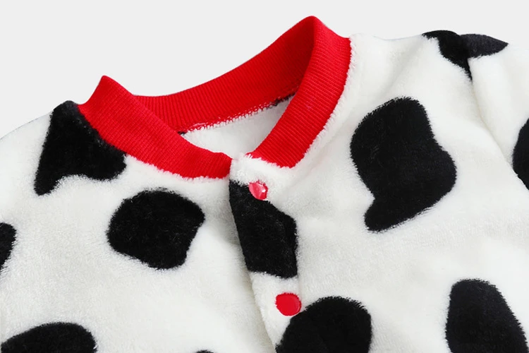 baby romper detail show 4