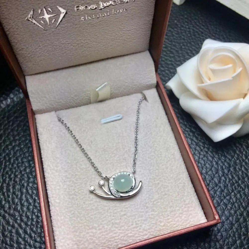 Collier élégant en forme d'escargot naturel jade blanc collier pendentif en olivine naturelle S925