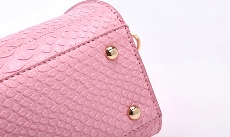 shoulder bags (14)
