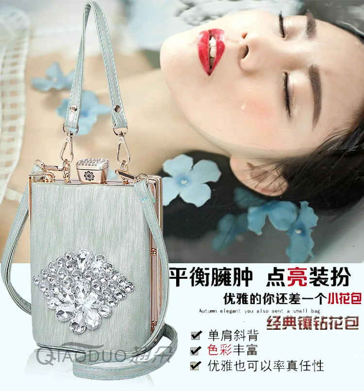 

Qiao Duo Fashion Cartoon Cat Handbag Single Shoulder Bag Sweet Lady Leisure All Match Handbags for Party Travelling Totes