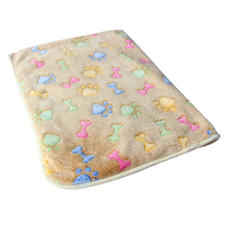 Dog-Cat-Rest-Blanket-Breathable-Pet-Cushion-Dog-Cat-Bed-Soft-Warm-Sleep-Mat-car-dog (1)