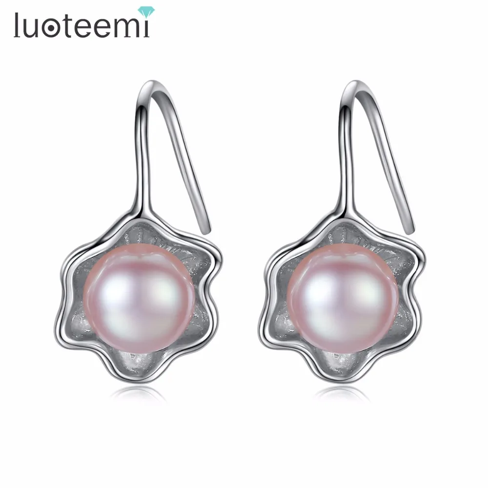 

LUOTEEMI 925 Sterling Silver Elegant Freshwater Natural Pearl Drop Earrings Flower Shape Wearing Occasion In Wedding Anniversary