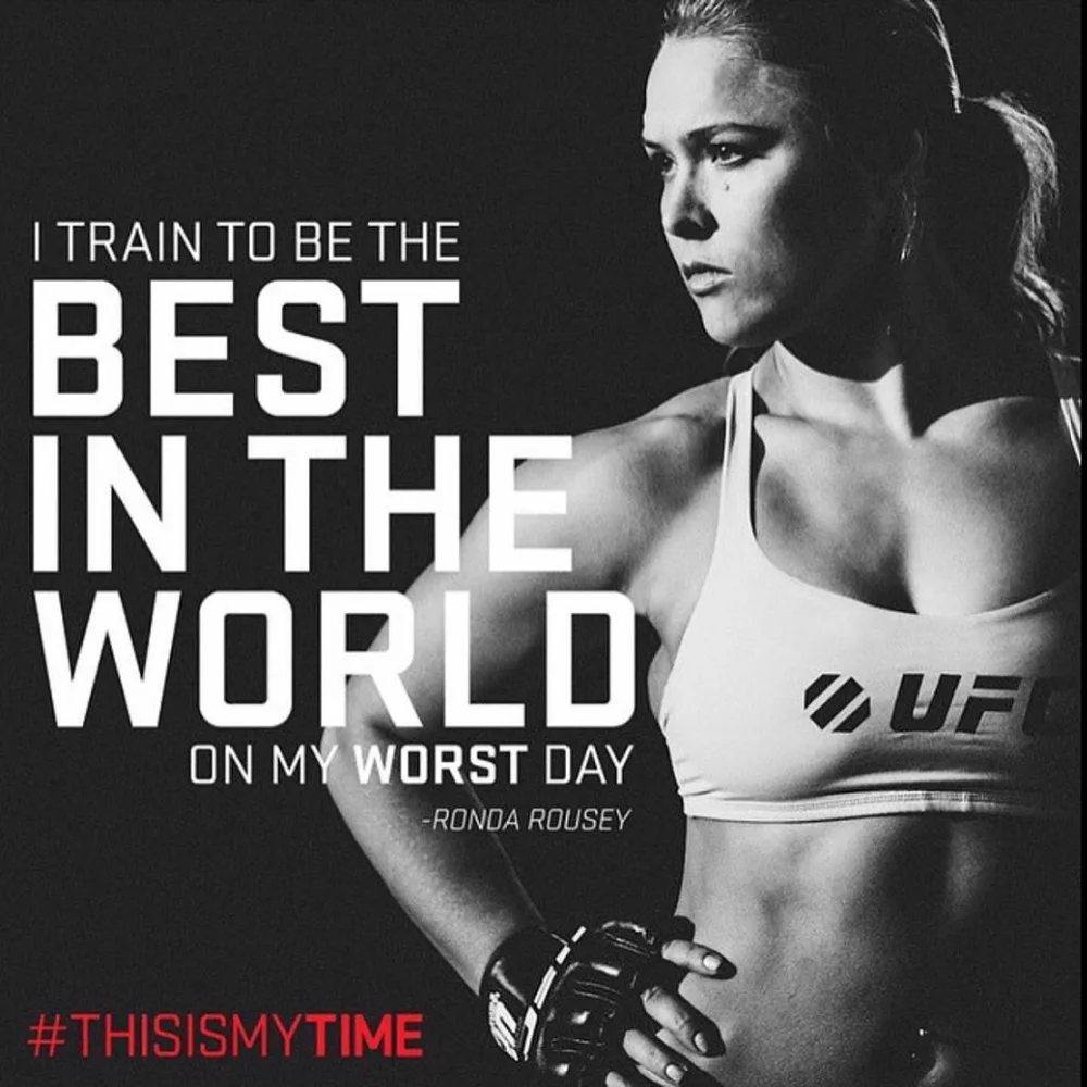 Ronda Rousey Pelada