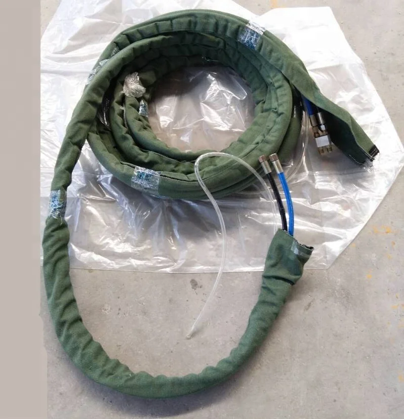 polyurethane-last-longer-foaming-machine-heating-hose