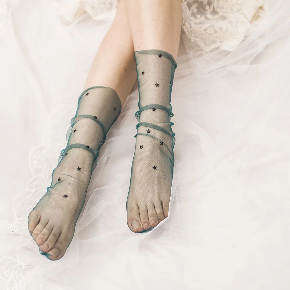 7 цветов, женские носки с изображением Луны в стиле Харадзюку, яркие цвета, блестящие носки с изображением Луны, женские прозрачные блестящие сетчатые ажурные носки, черные Чулочные изделия