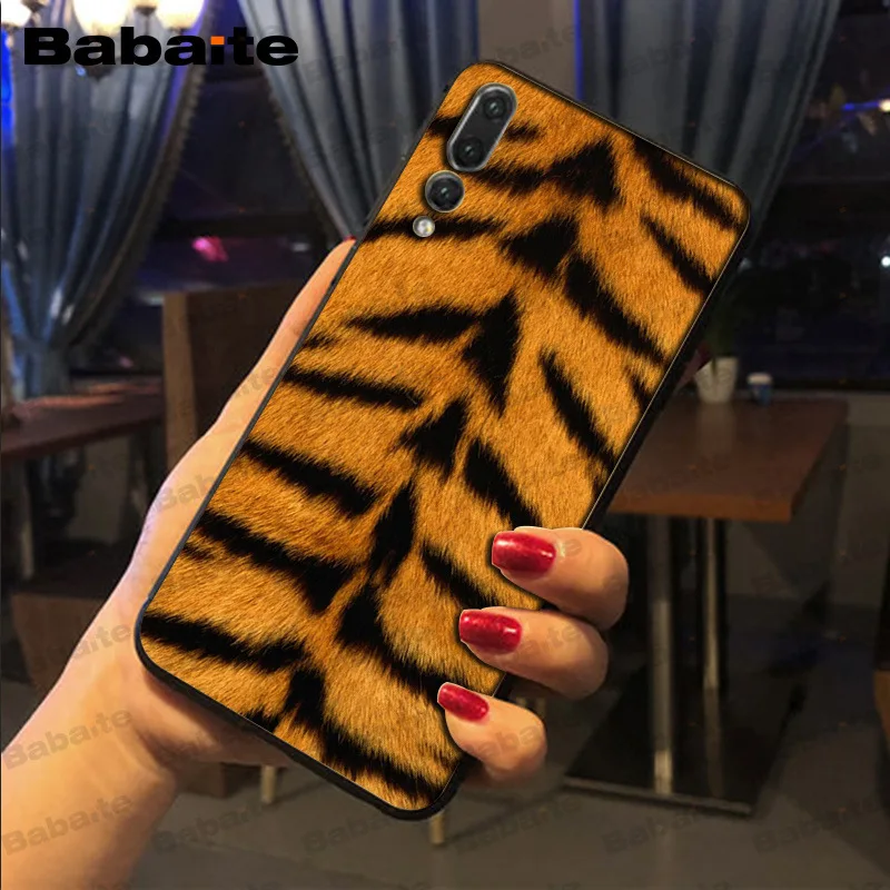 White Beige Grey Leopard