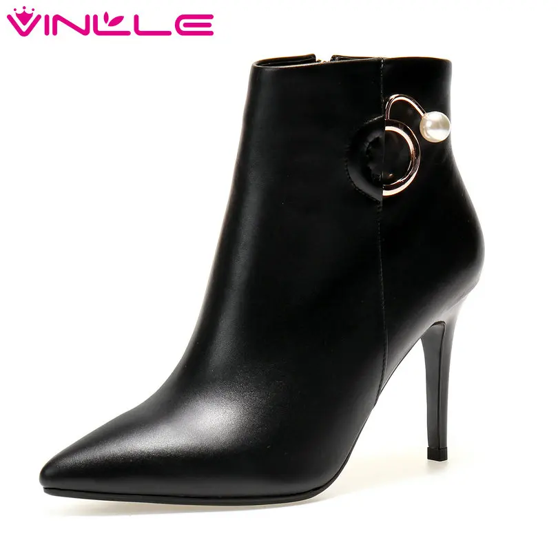 ankle boots with strings