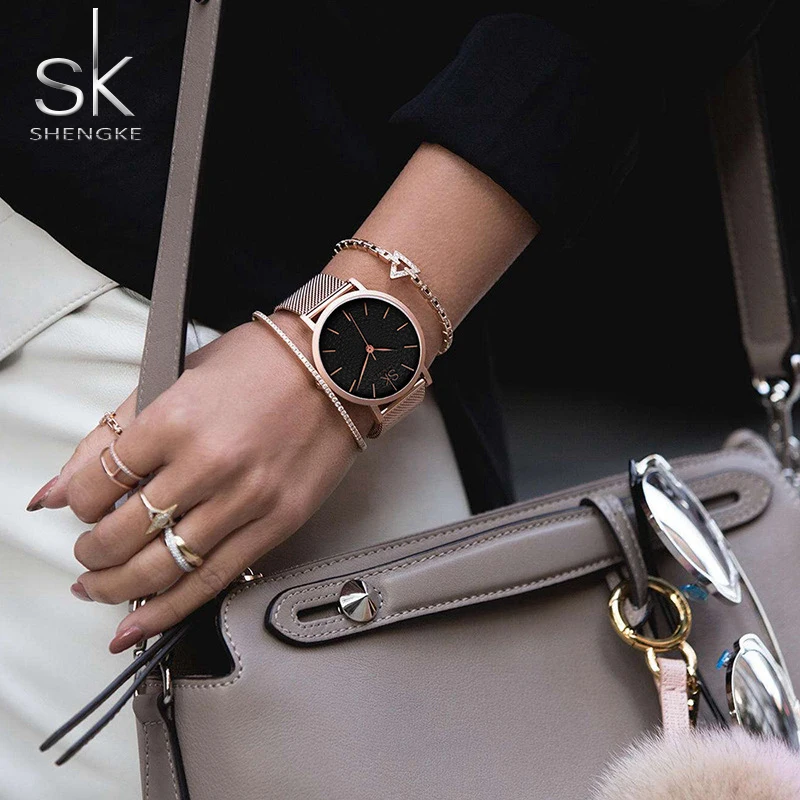 

SK 2018 Fashion Top Brand Women Golden Watch MILAN Street Snap Luxury Female Jewelry Quartz Clock Ladies Bracelet Wristwatch