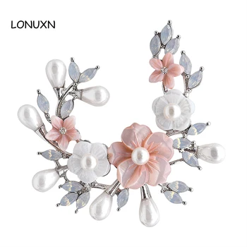 

56mm Fashion flowers crystal shell brooch pins shawl scarf buckle lady pearl High quality female jewelry accessories lovers