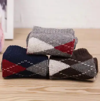 

women vintage socks autumn winter Lovely diamond pattern rabbit wool socks women warm retro activity socks 5pairs/lot