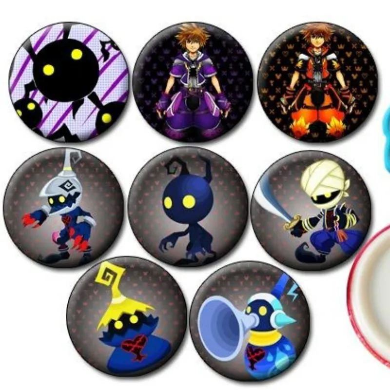 

OHCOMICS 8Pcs/Set Game Kingdom Hearts Sora Chain of Memories PVC Button Badges Enamel Pin Brooch Chestpin Costume Backpack Decor