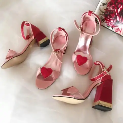 Роскошные вечерние босоножки для девочек; Розовые босоножки на высоком каблуке; красивые летние туфли с красным сердцем; 6 см; 10 см