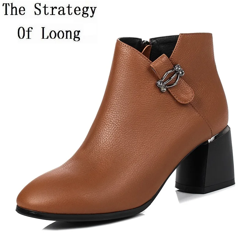 

Spring Autumn Women Genuine Leather Pure Color Zipper High Heel Boots 2017 New Metal Decoration Cow Leather Ankle Boots ZY170921