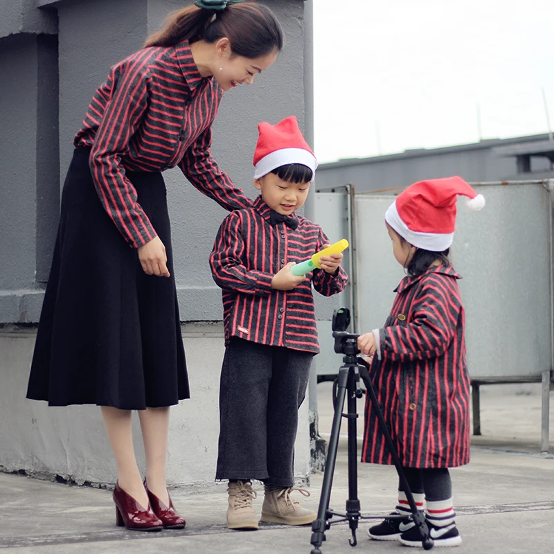 

2017 New Family Look Dress Son Long Shirt 100% Cotton Red Black Stripe Dress Mother and Daughter Clothes Matching Daughter Dress