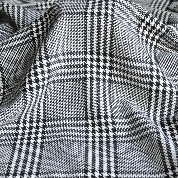 

Free ship black and white check houndstooth weaved tweed fabric price for 1/2 meter 150cm