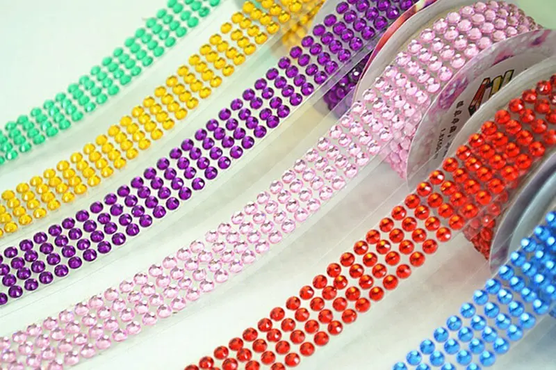 Fashion Lovely High Quality Self-Adhesive Acrylic Rhinestones Stick On Scrap Booking Craft Sticker Tape 669