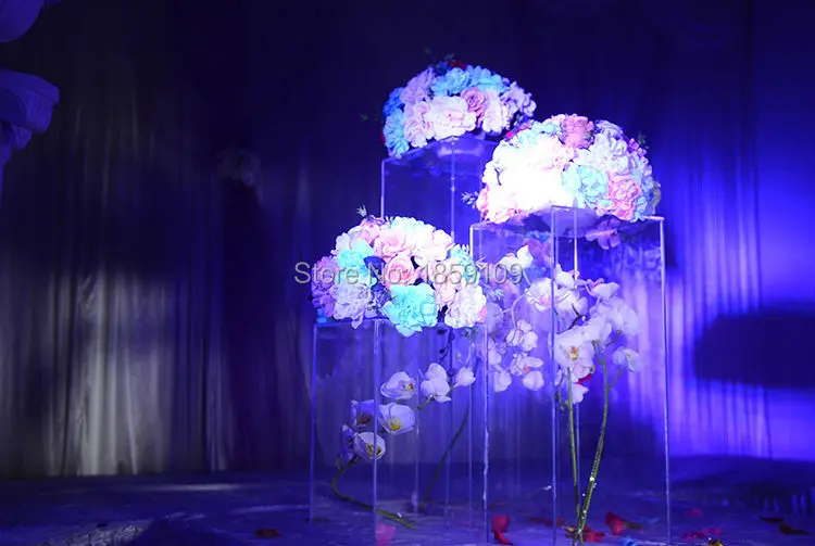 square clear centerpiece (8)