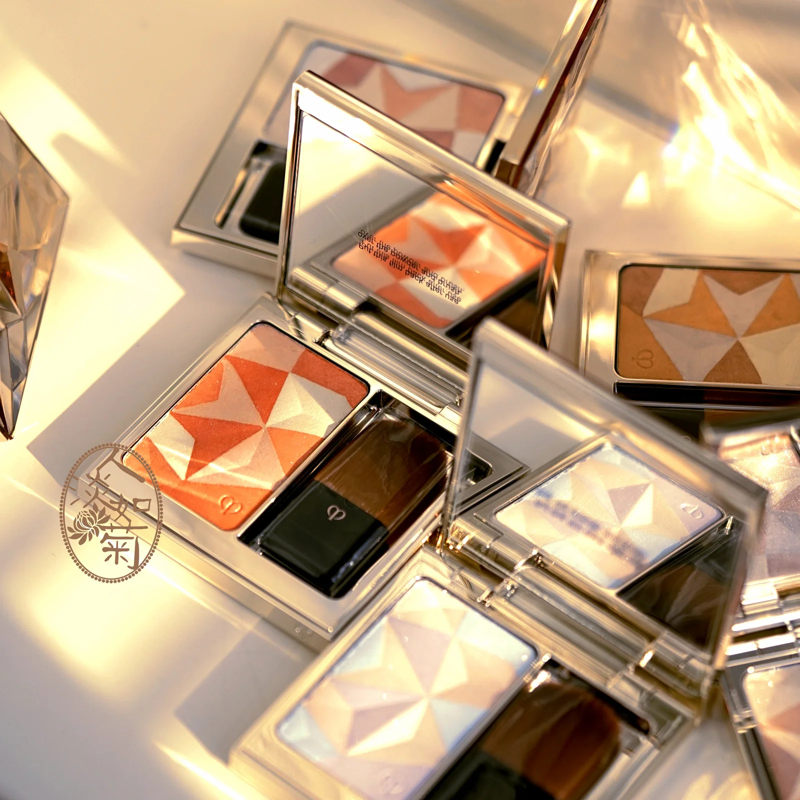 Новинка 2019 светящийся усилитель лица CPB Cle de Skin Beaute No. 11/14 пастельный