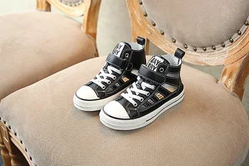 

Fashion children's hollow shoes summer new children's shoes boys half sandals Korean version of the state girls casual shoes