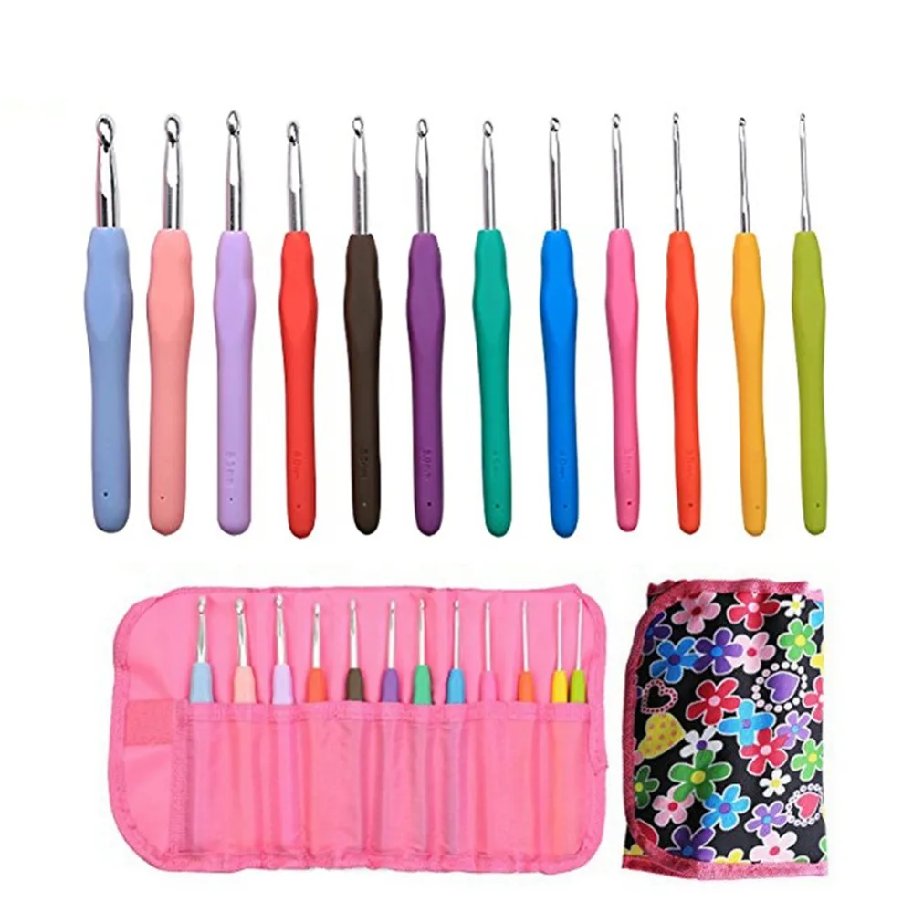 12 Size Crochet Hook Set With Colorful Soft Rubber Grip Handles Needles