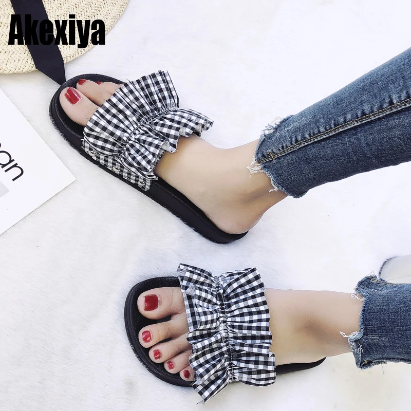 

Summer fashion Flat land sandals fish mouth striped plaid ruffled comfortable slippers beach shoes White black f194