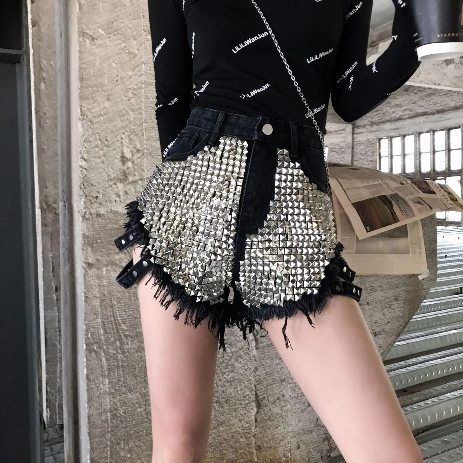 Black full rivet Женские джинсовые шорты с заклепками, лето-весна, женские джинсовые шорты с высокой талией, женские свободные джинсовые шорты с кисточками - Цвет: Black full rivet