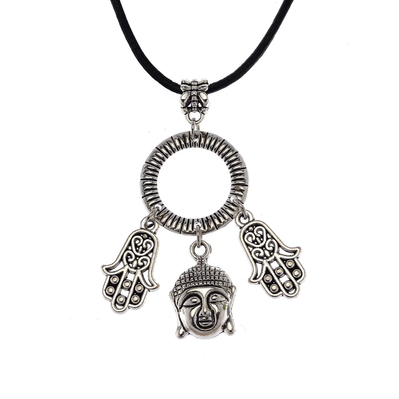 Colgante Mano de Fatima con plata tibetana con cadena 60 cm largo