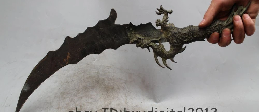 

21"Marked Chinese China Dynasty Palace Feng Shui Bronze scorpion Sword Statue