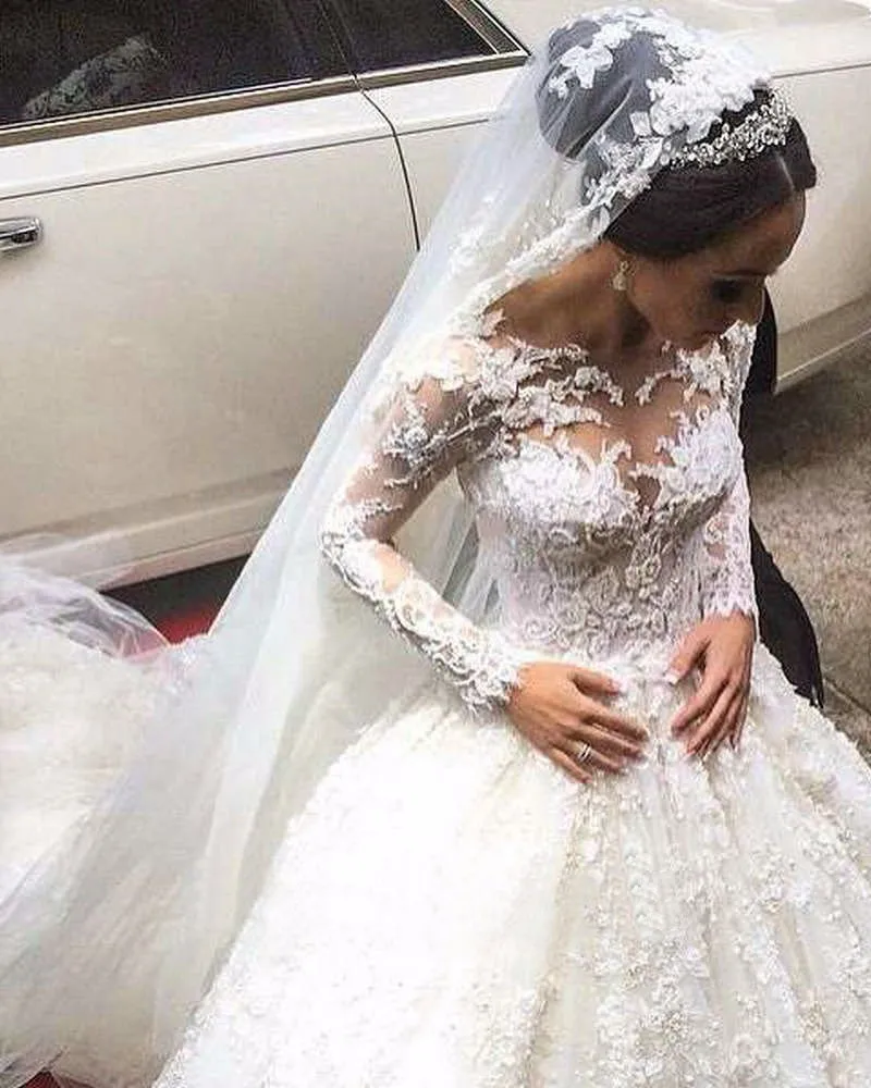 Elegant-Lace-Ball-Gown-Wedding-Dress-2015-Bridal-Gowns-Vintage-Vestidos-De-Novia-Muslim-Wedding-Dress (3)