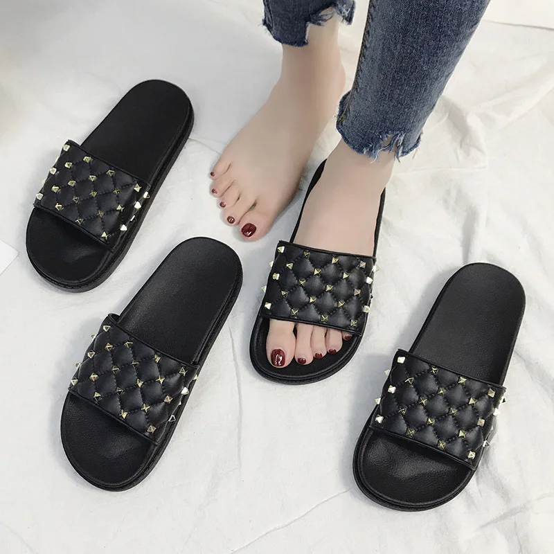 

Clasic Women Rivet Slide Sandals Summer Slippers Slides Flats Beach Slides Home Slippers Slip On Women Shoes Bothe Flip Flops
