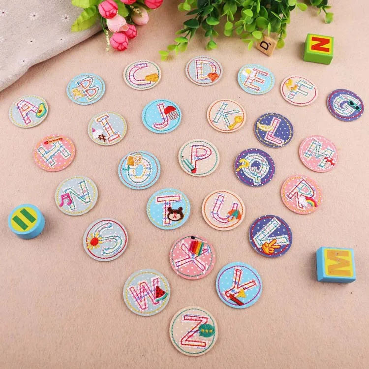 

Letter Badges Embroidered Iron on Patch Children Name Tags Cartoon Appliques Round 26 Alphabet Decorations Cute DIY Crafts