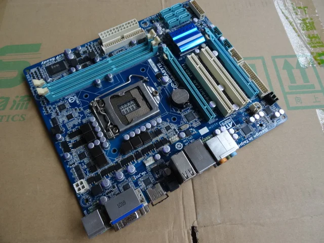 Оригинальная материнская плата для Gigabyte LGA1156 H55 H55M-D2H LGA 1156 GA-H55M-D2H DDR3 настольная материнская плата