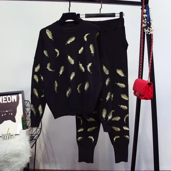 

2018 Full Embroidery Pattern O-neck Drawstring Top Fashion New Women's Wear Long Sleeve Loose Knitted Sweater To Ladies' Suits