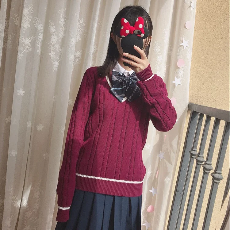 

Retro little art single color stripe color simple twisted striped V-neck Wine red sweater