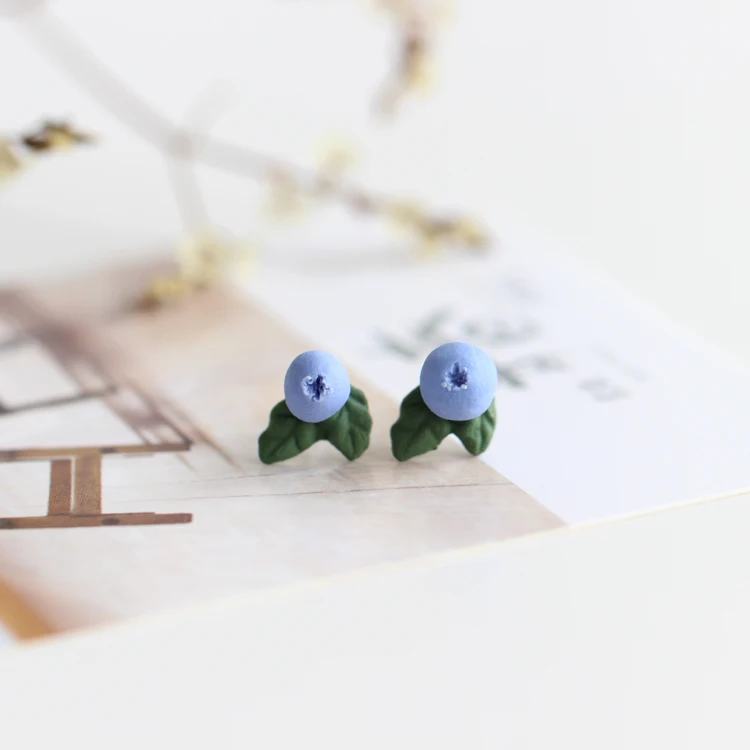 

Trendy Fashion Earrings Ceramic Jewelry Handmade Blueberry Stud Earringfor Women Girl Adorable Fruit Pattern Style