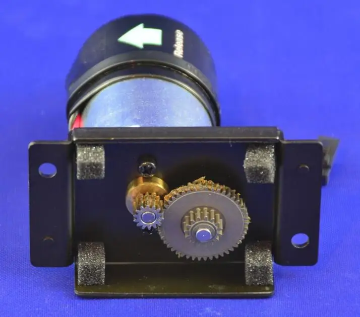 

118C889172A/118C889172 Fuji minilab Cutter Motor (Replaces 118C889160) new