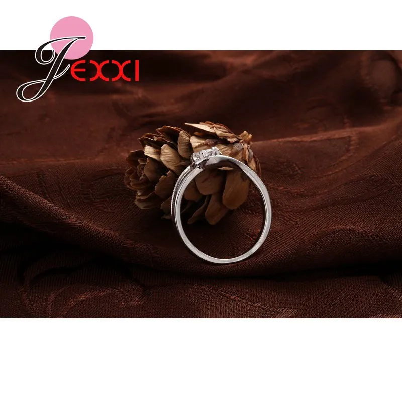 R18300 (6)