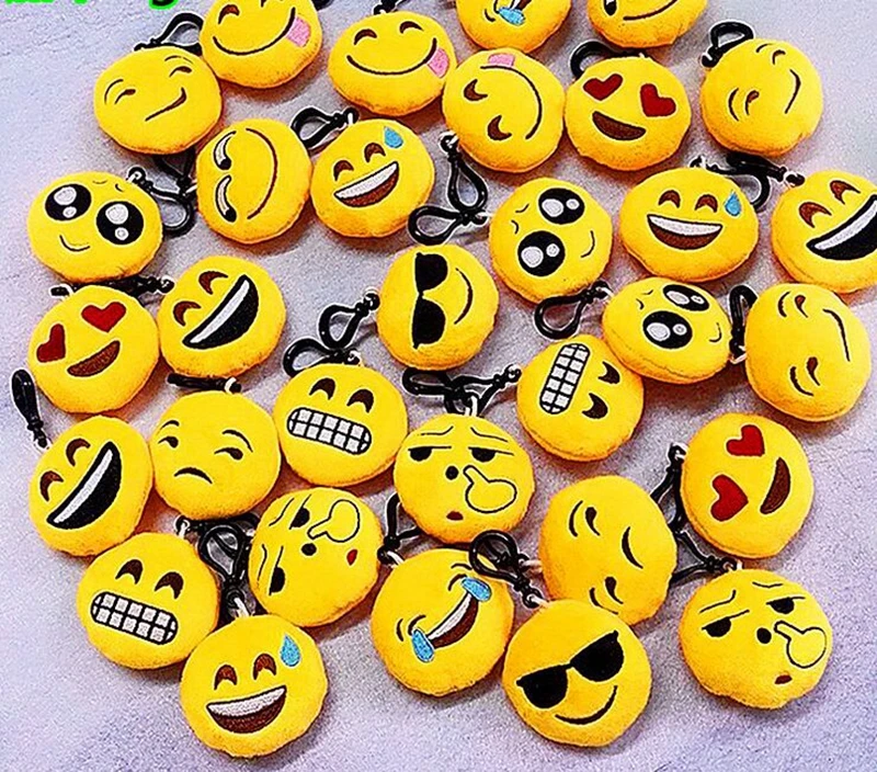 

10x Face Emoticon Toy Mini Emoji Plush Car Key Chain Ring Keychain Handbag Bag Decor iPhone hangings Emoji Randon